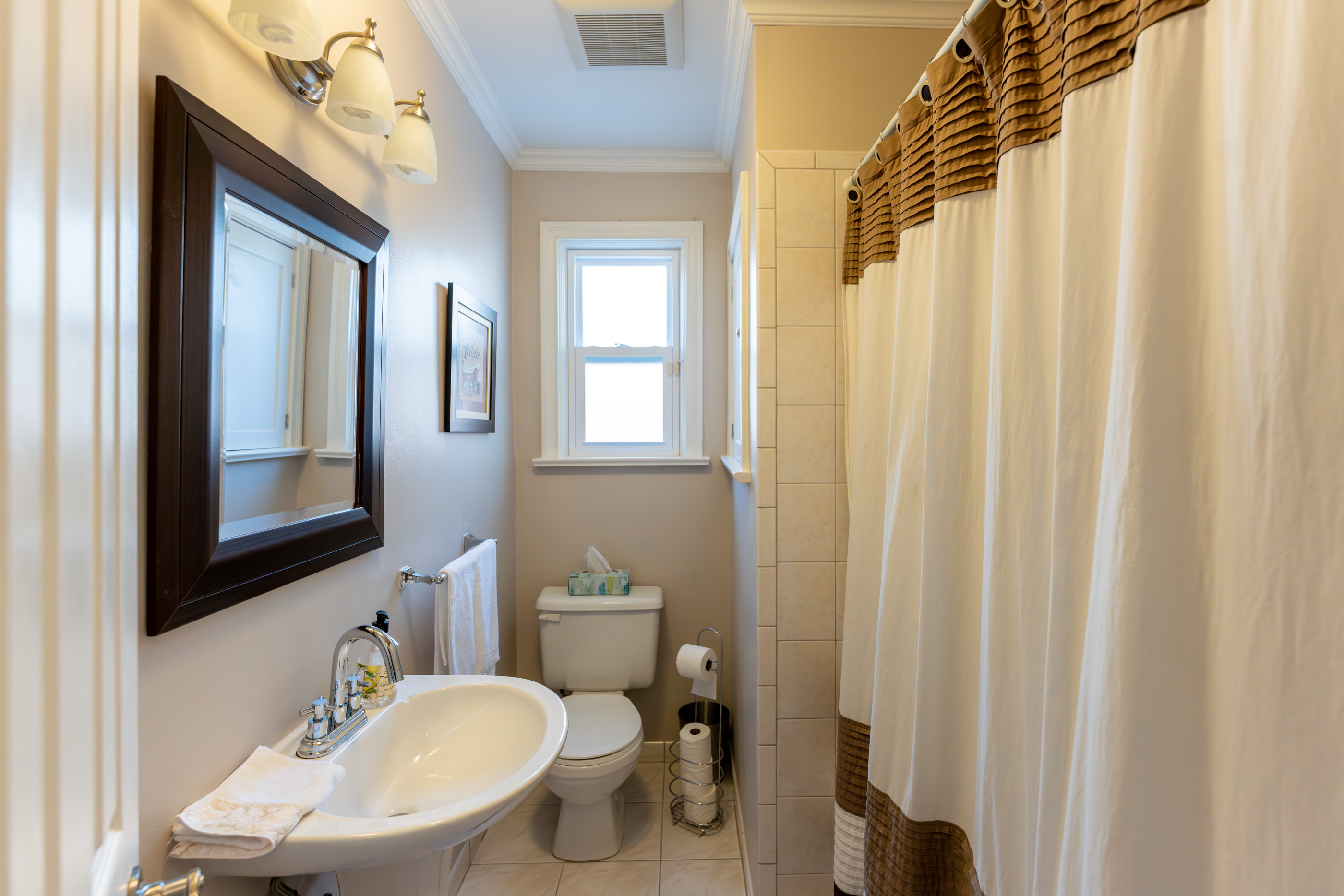 Main Floor Washroom