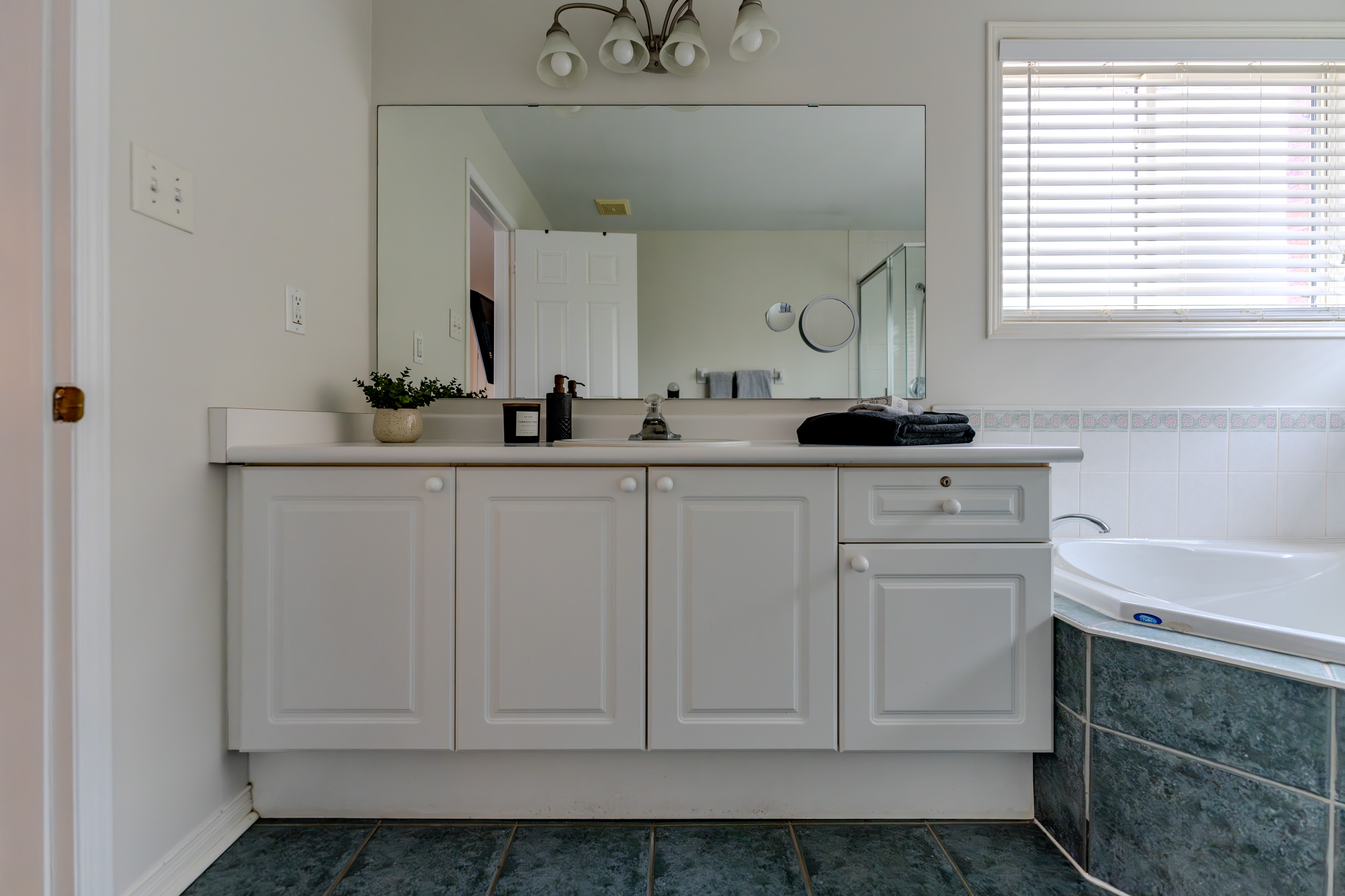 Master Ensuite